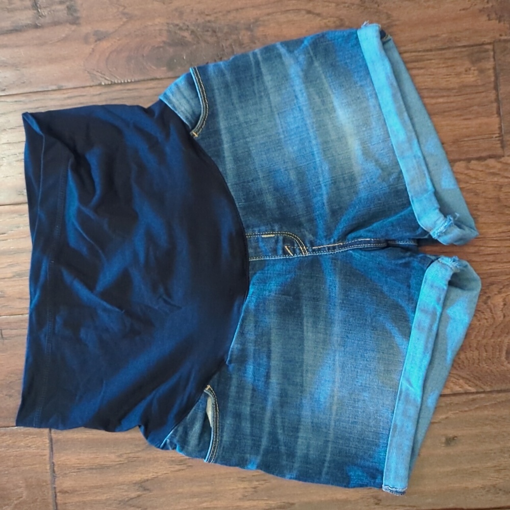 Denim Midi maternity shorts